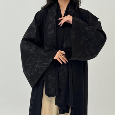 بلاك بيري مع أكمام كتان