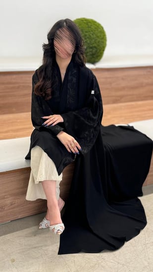 بلاك بيري مع أكمام كتان