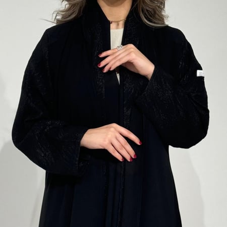 ملكي مع اكمام شاكيرا