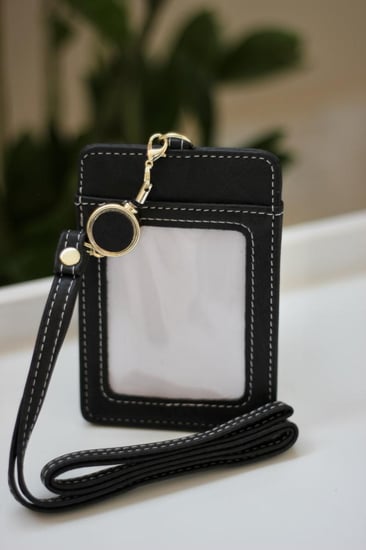 اي دي هلودر مع كتابة الأسم