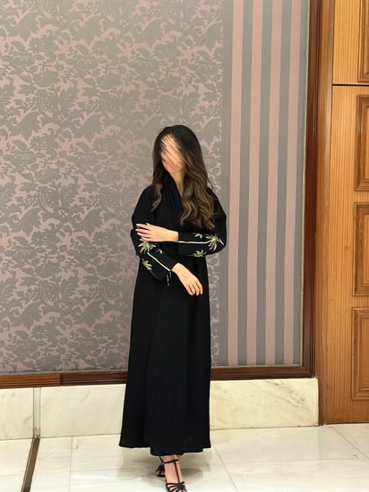 عبايه النخله اسود