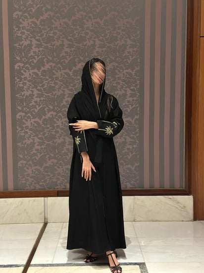 عبايه النخله اسود