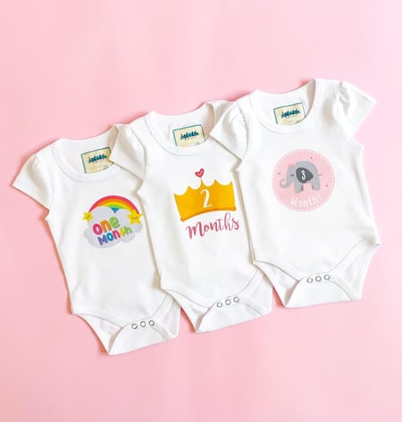طقم الشهور تصاميم/ثيمات مشكله للبنات  - Mix Designs for Girls Set of 12