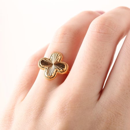 خاتم عيار 21