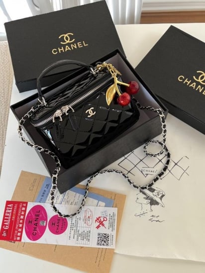 شنطه مكياج شانيل هاي كواليتي