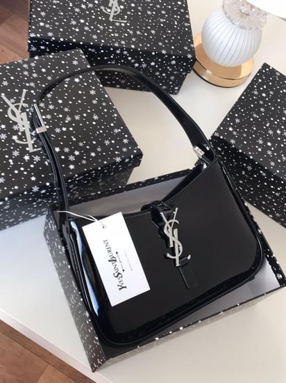 شنطه سان  لوران هاي كواليتي معا ملحقاتها