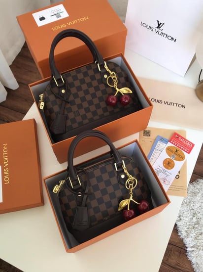 شنطه لويس فيتون ماستر معا الكرز شامل الملحقات