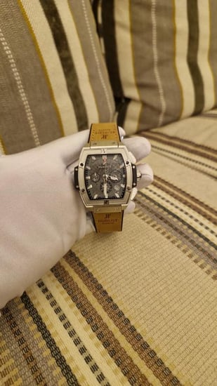 ساعة هوبلت رجالية