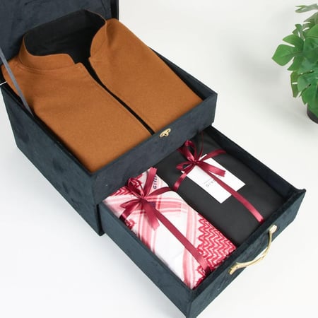 بوكس ملكي فخم جدا من ديور شتوي