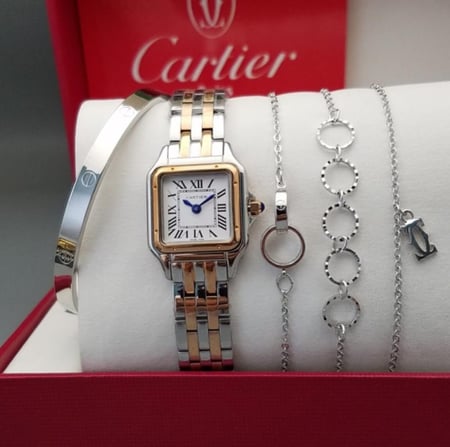 ساعة كارتير نسائية معا الاساور