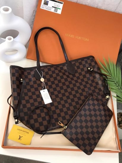 شنطه لويس فيتون سله معا ملحقاتها هاي كواليتي