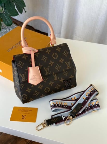 شنطة لويس فيتون ماستر