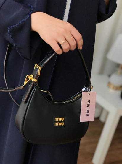 شنطه ميو ميو هاي كواليتي معا ملحقاتها