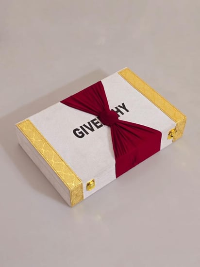 بوكس جيفنشي الفاخر Vip