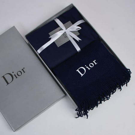 طقم ديور شتوي