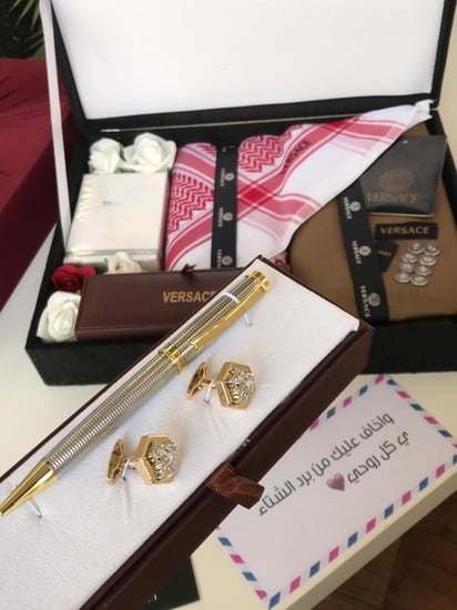 طقم رجالي فرزاتشي قماش معا شماغ