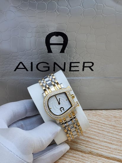 ساعه اقنر نسائي بطاريه