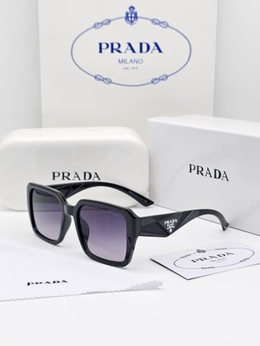 نظارة برادا  اسود عدسة مدرج