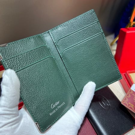محفظة كارتير بطايق أخضر