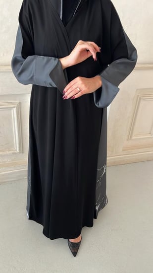 عباية يَم