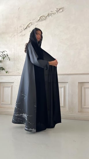 عباية يَم