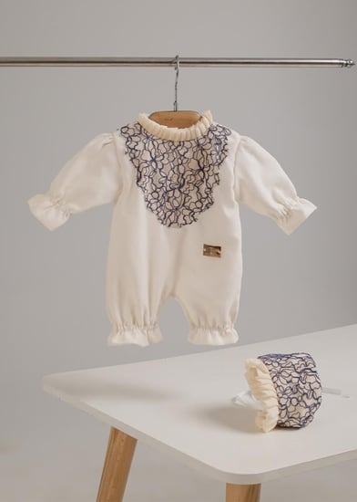 Blue chantilly collection