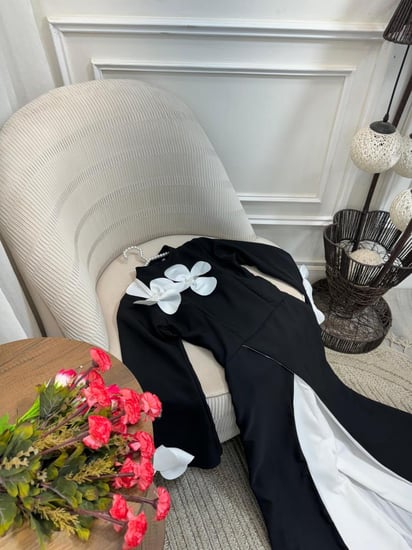 فستان باربي مورد لون اسود