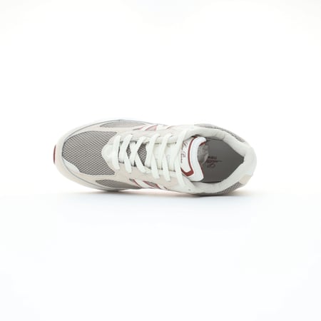 Loro Piana Pre-Loved x New Balance 990v6 sneakers