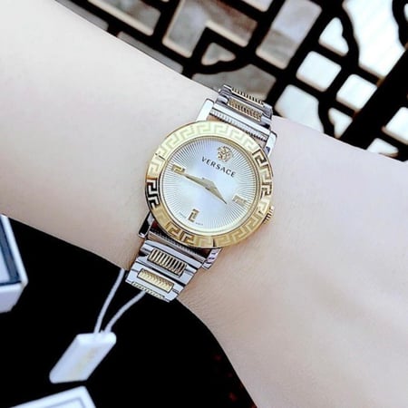 ساعة فرزاتشي النسائية