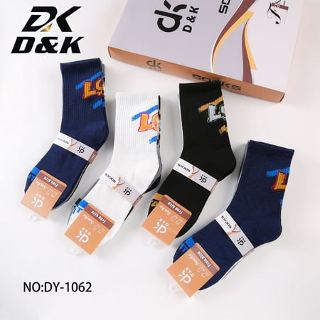 درزن جوارب طويلة (Crew Socks)