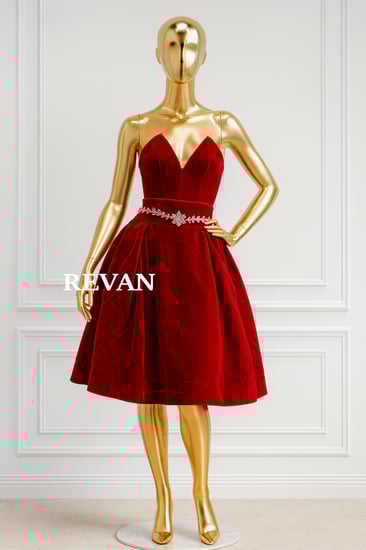 فستان سهرة مخملي منفوش بحزام لامع جاذبية ملكية من ريڤــان