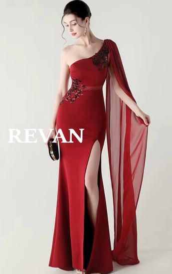 فستان سهرة بحري بكتف واحد وتطريز زهري من ريفان