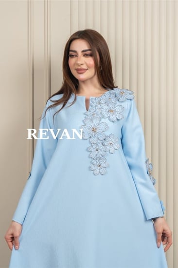 جلابية رمضانية مطرزة بنعومة أنثوية من ريڤــان