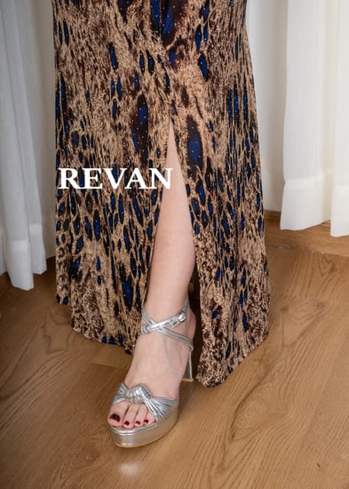 فستان سهرة بتصميم أنيق ولمسات فاخرة