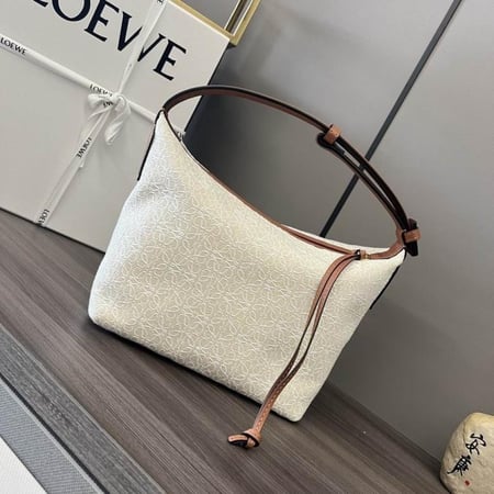 Loewe Cubi small
