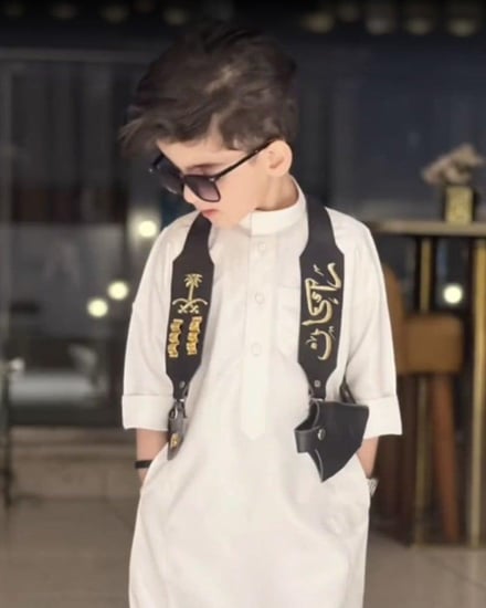 مجند بالاسم حسب الطلب لون اسود