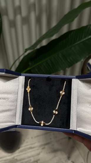 سلسال مع حلق شوميه - شكل خلية - ( لونين  فضي - ذهبي )