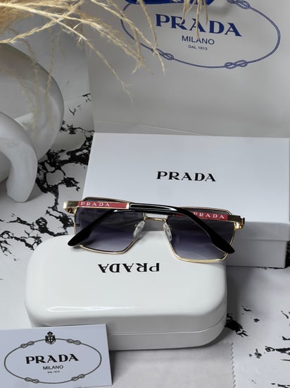 نظارة PRADA أطار ذهبي