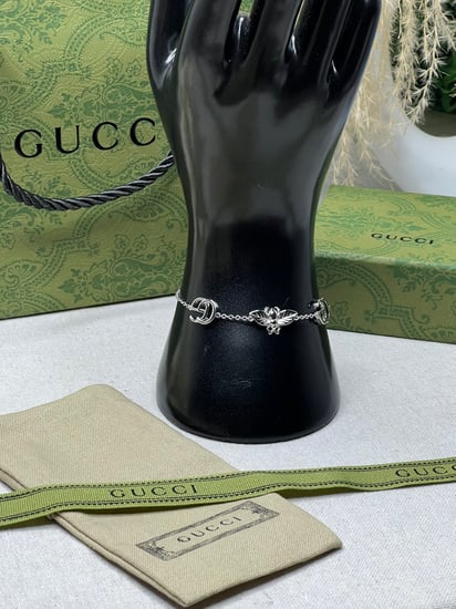 اسوارة GUCCI فضي