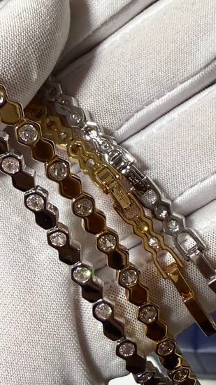 أسوارة شوميه (فضي - ذهبي)