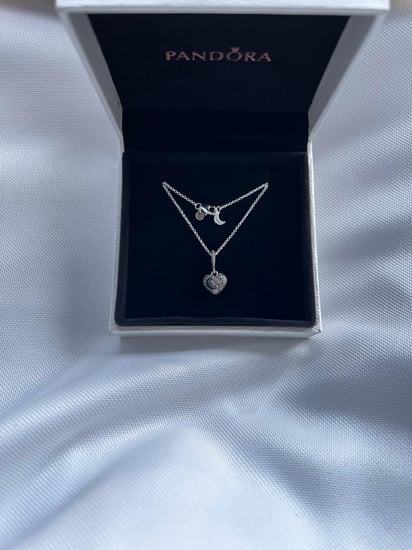 سلسال باندورا قلب وهلال كريستالات فضي