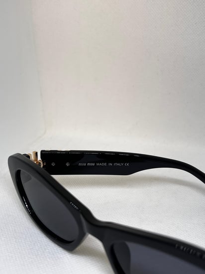 نظارة miu miu إطار أسود - عدسة أسود