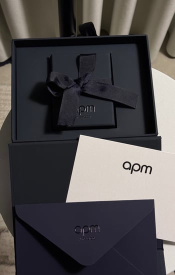 إسوارة  apm فضي نجوم