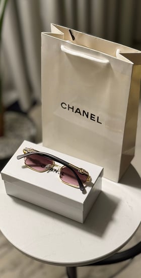 نظارة CHANEL عدسة وردي مدرج