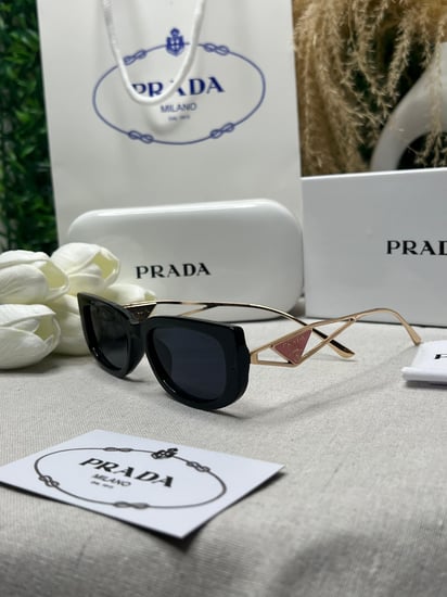 نظارة PRADA أطار ذهبي -وردي