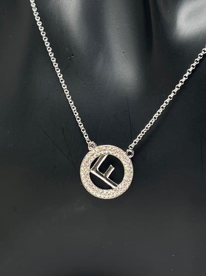 سلسالFENDI معدن فضي