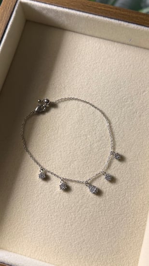 أسوارة بيلاس ذهبي - فضي