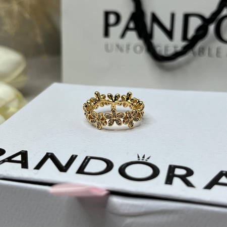 خاتم باندورا PANDORA ذهبي كرستالة فضي