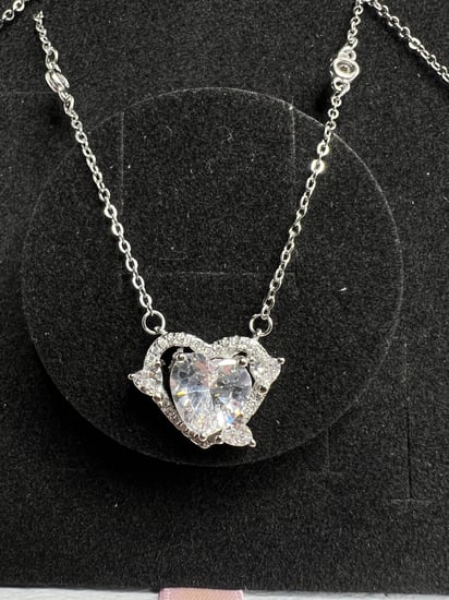 سلسال باندورا PANDORA فضي كرستالة ابيض