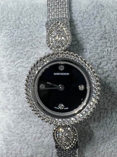 ساعة بوشرون نسائي